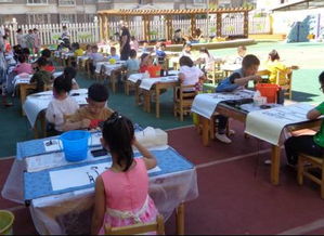 藝術(shù)月 東勝區(qū)鐵西實(shí)幼蒙氏園扎染與水墨畫活動(dòng)，傳承文化，感受魅力